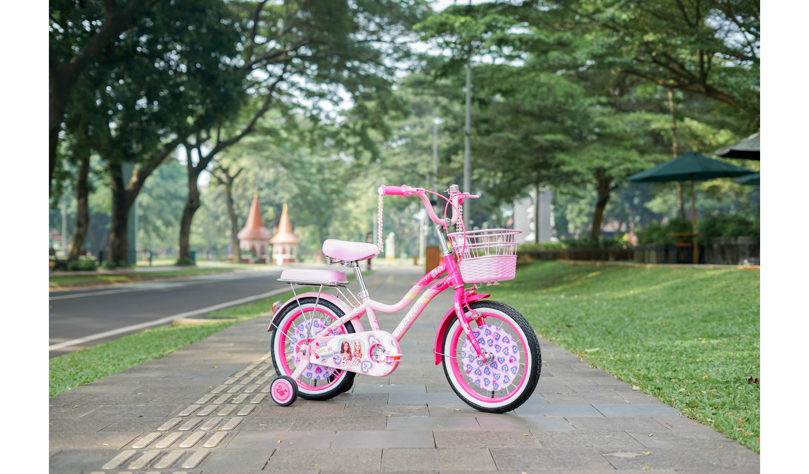 Hadiah Spesial Bagi Si Kecil: Wujudkan Mimpi Dengan Koleksi Eksklusif United Bike x Barbie™ 
