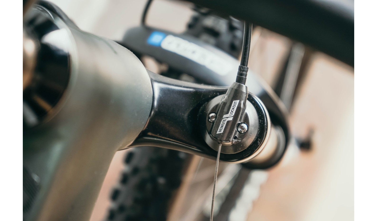 Ini Tekanan Suspensi Sepeda MTB yang Benar!