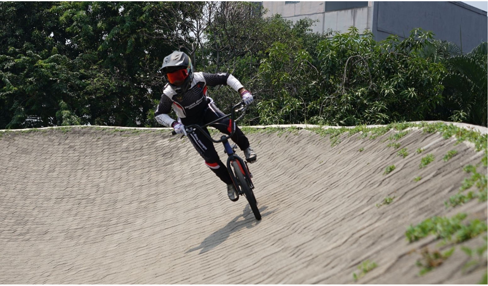 Berbagai Jenis Sepeda BMX dan Fungsinya
