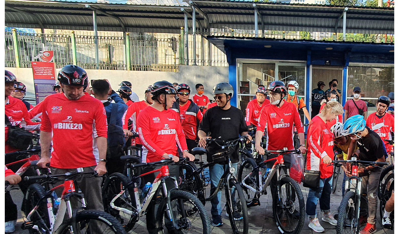 #BIKE20: Bersepeda Bersama Memperingati Hari Sepeda Sedunia 2022
