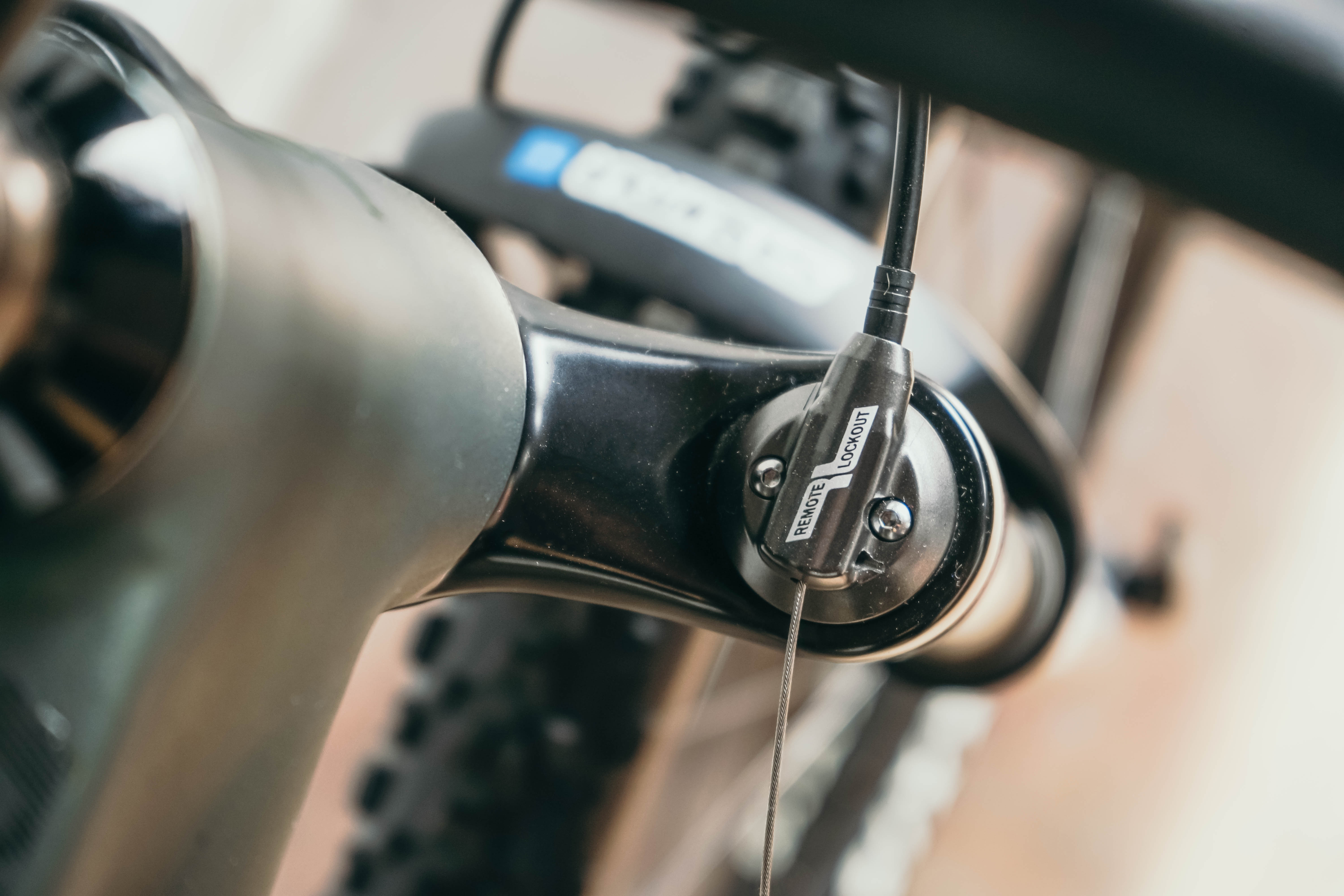 Ini Tekanan Suspensi Sepeda MTB yang Benar!