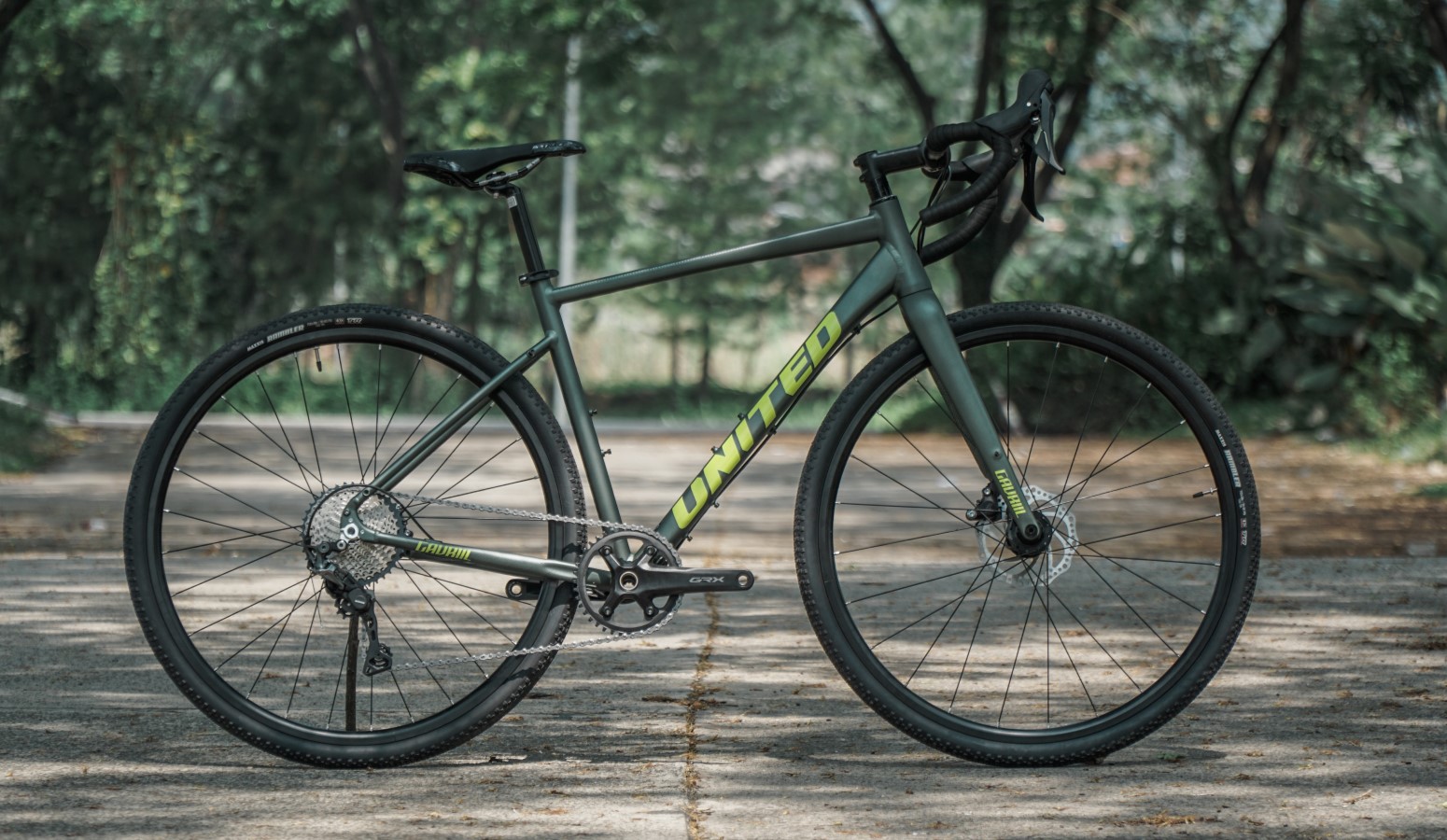 Taklukkan Dua Dunia dengan United Graviil